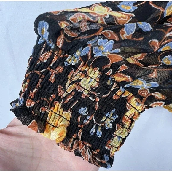 Old Navy Womens Top Size XL Dark Floral Smocked Long Sleeve Peplum Shirt - Picture 7 of 15